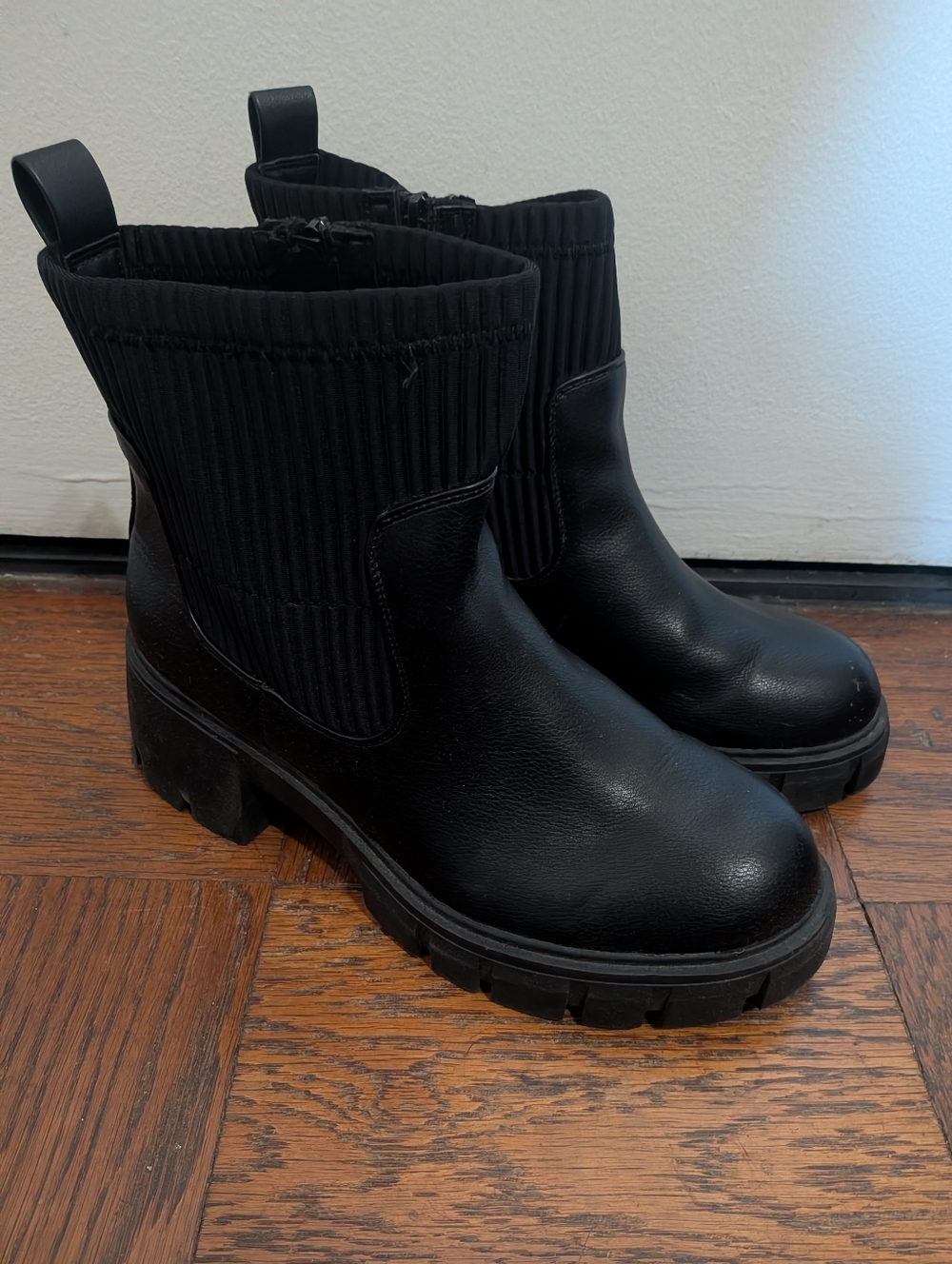 Torrid Faux Leather Chelsea Booties - 9.5 Wide Width